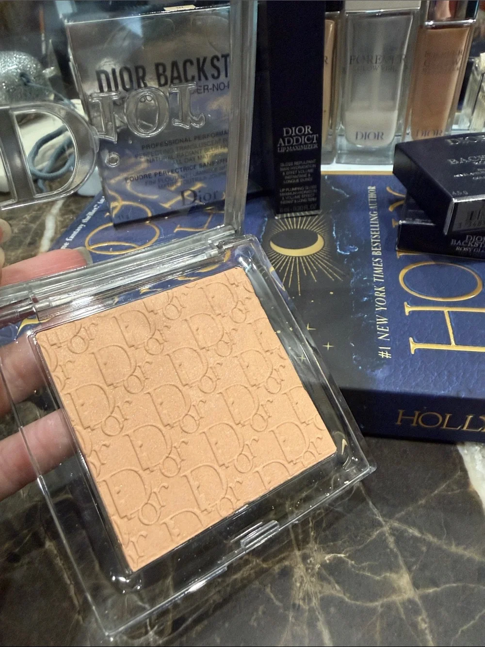 Dior Neutral Face & Glow Makeup Set — Beige and Gold Accents